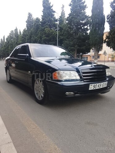 Mercedes C 240-1