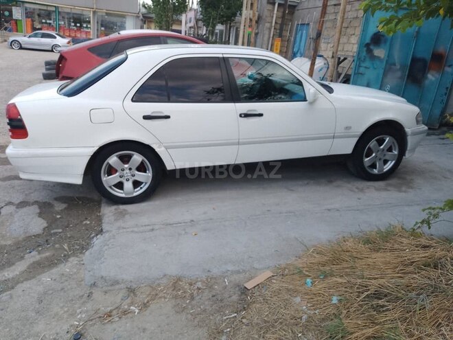 Mercedes C 200-3