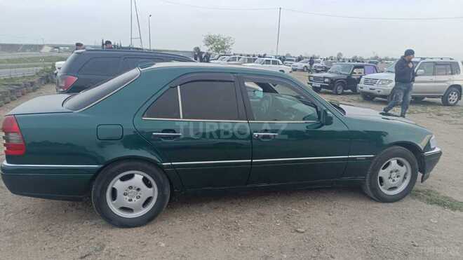 Mercedes C 180-4