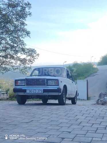 LADA (VAZ) 2107-1