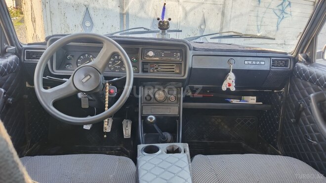 LADA (VAZ) 2107-15