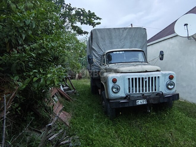 GAZ 53-3