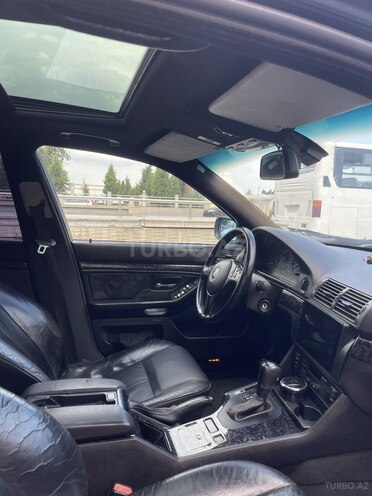 BMW 528-11