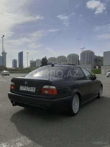 BMW 528-7