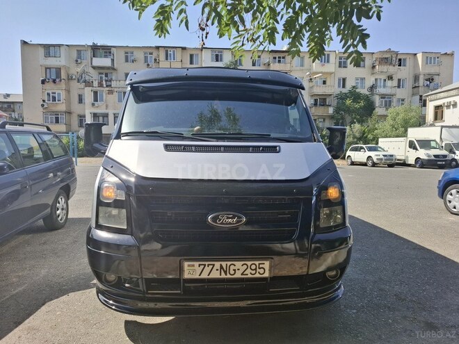 Ford Transit-4