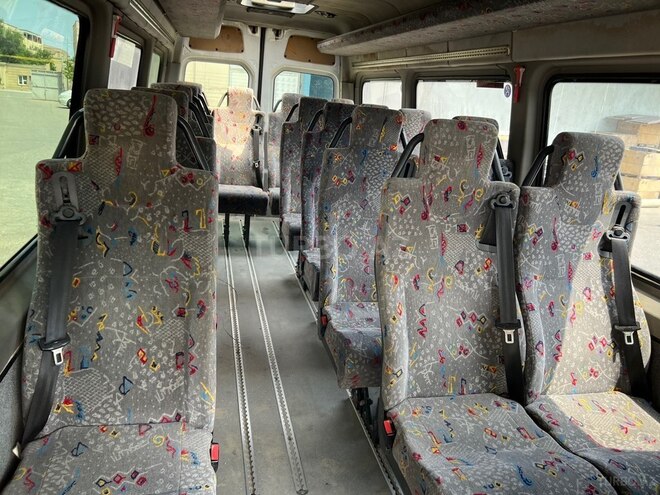 Mercedes Sprinter 515-4