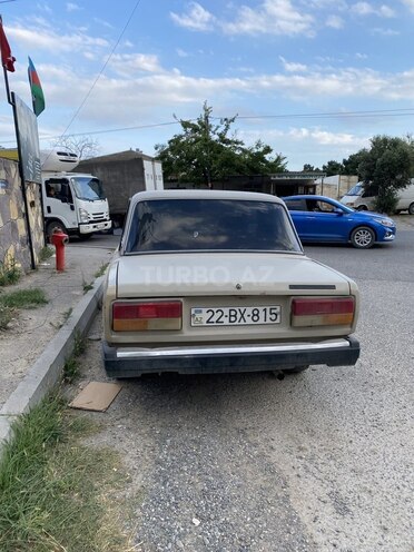 LADA (VAZ) 2107-2