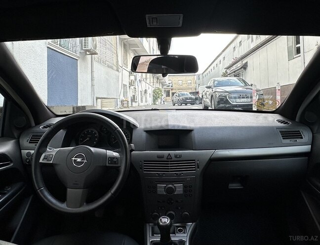 Opel Astra-2