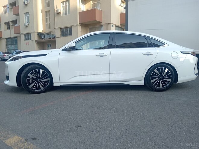 Changan Qiyuan A05-6
