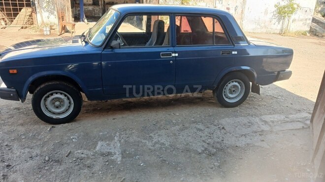 LADA (VAZ) 2107-4