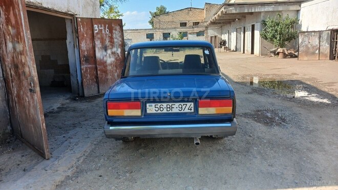 LADA (VAZ) 2107-2