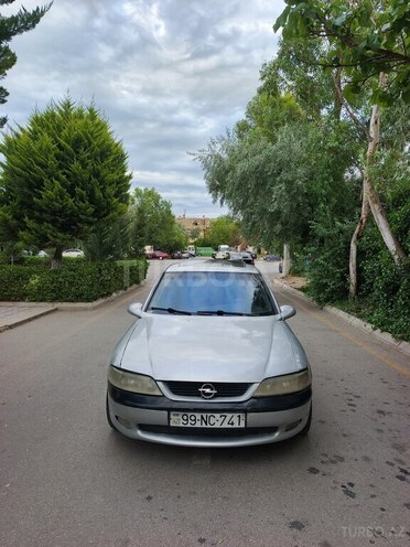 Opel Vectra-1