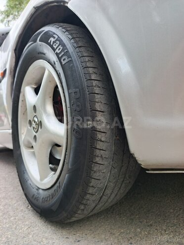 Opel Vectra-11