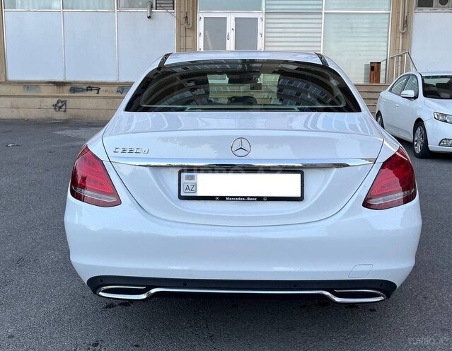 Mercedes C 220 d-5