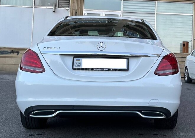 Mercedes C 220 d-16