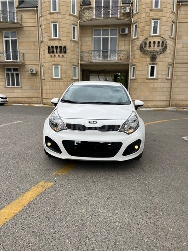 Kia Rio-1