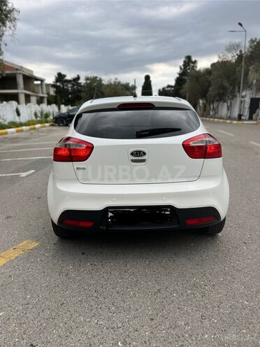 Kia Rio-2