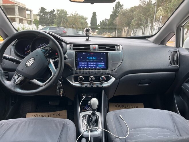 Kia Rio-9