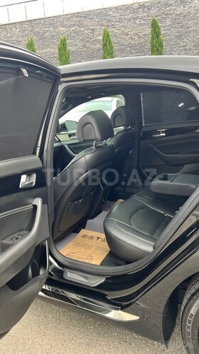 Hyundai Sonata-14