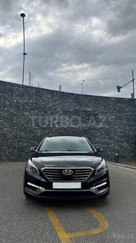 Hyundai Sonata-1