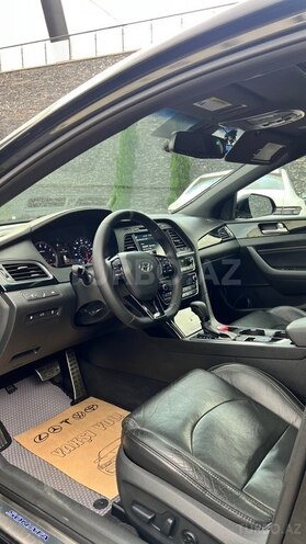 Hyundai Sonata-15