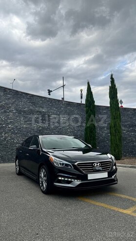 Hyundai Sonata-2