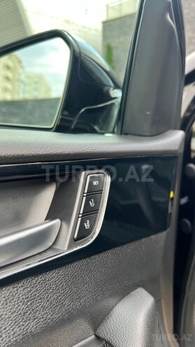 Hyundai Sonata-16