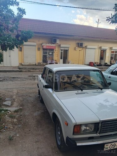 LADA (VAZ) 2107-3