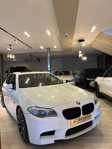BMW 528-2