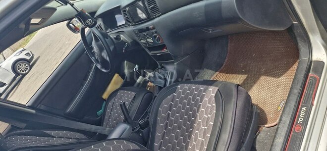 Toyota Corolla-4