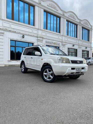 Nissan X-Trail-1