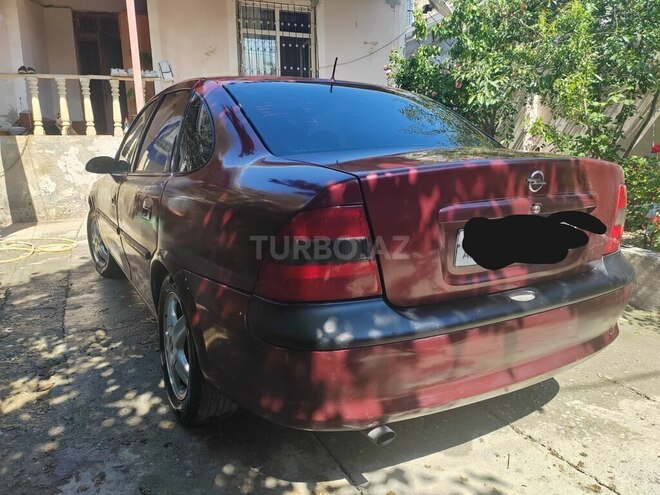 Opel Vectra-11