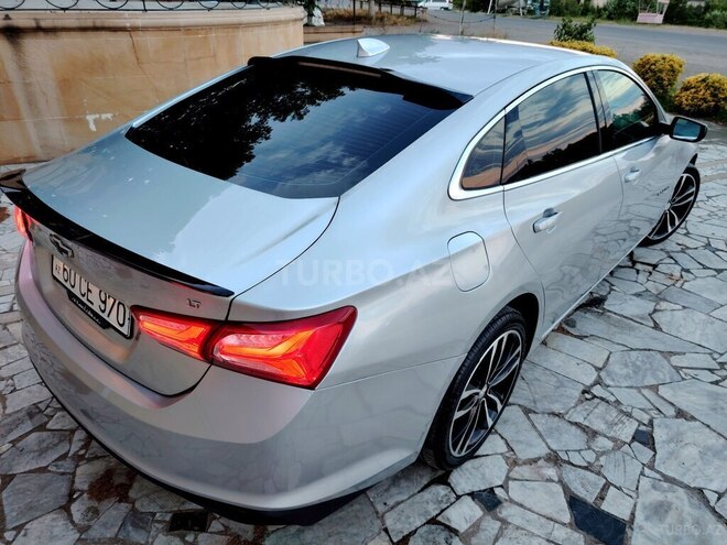 Chevrolet Malibu-6