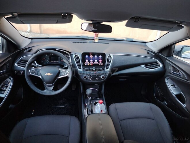 Chevrolet Malibu-13