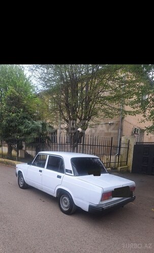 LADA (VAZ) 2107-2