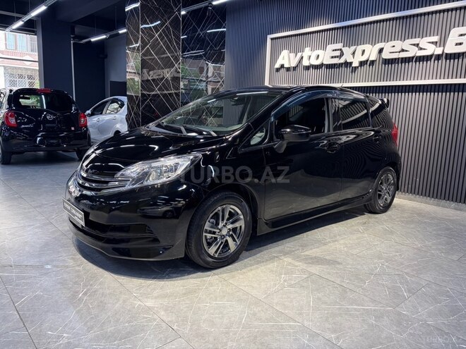 Nissan Note-8