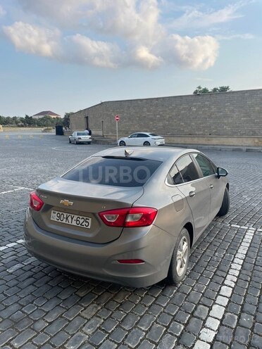 Chevrolet Cruze-9