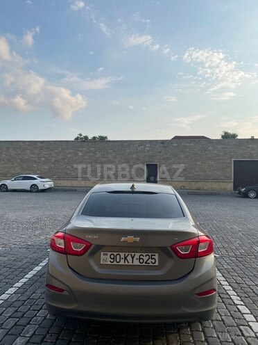 Chevrolet Cruze-8