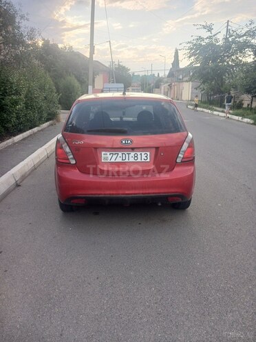 Kia Rio-2