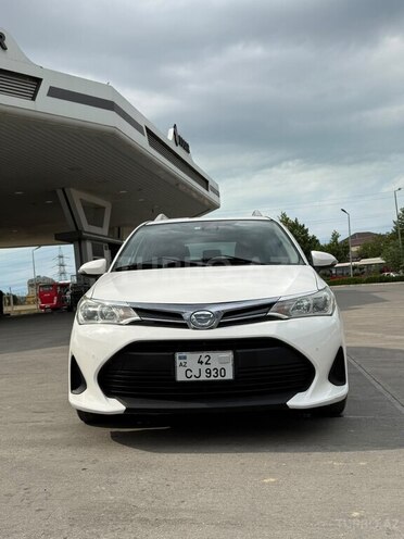 Toyota Corolla Fielder-1