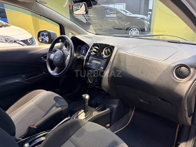 Nissan Note-7