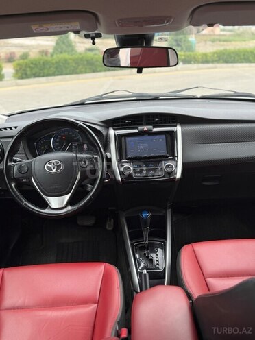 Toyota Corolla Fielder-7