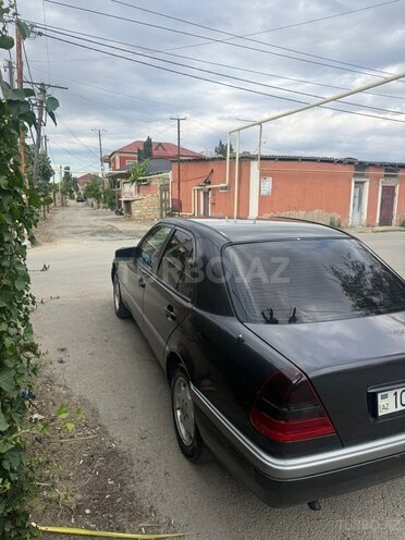 Mercedes C 200-2