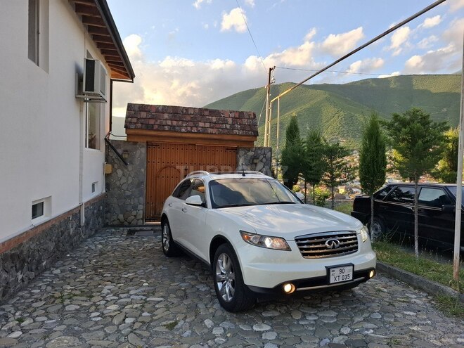 Infiniti FX35-2