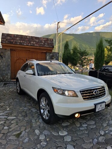 Infiniti FX35-4