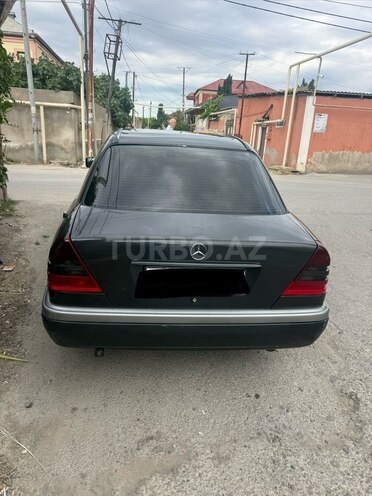 Mercedes C 200-6