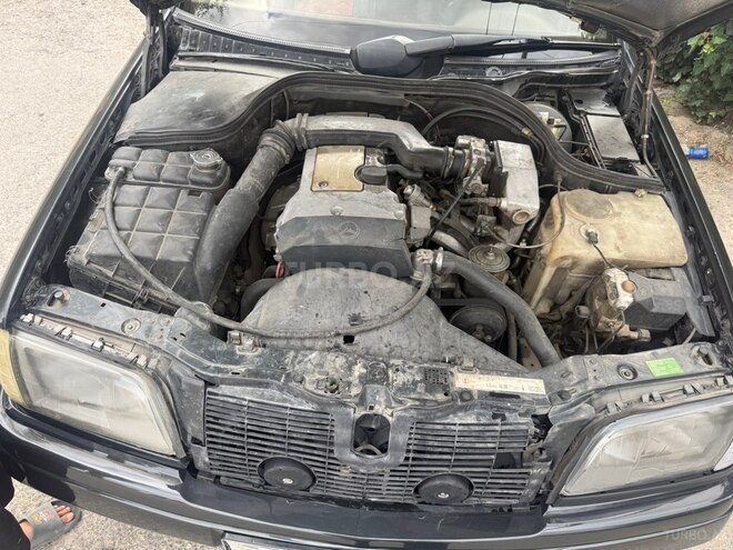 Mercedes C 200-8