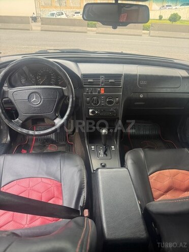 Mercedes C 200-12