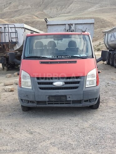 Ford Transit-1