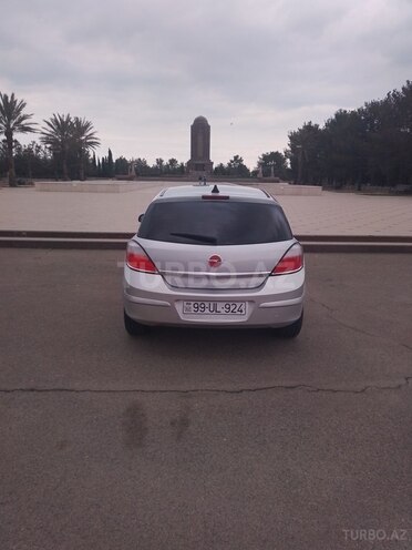 Opel Astra-7